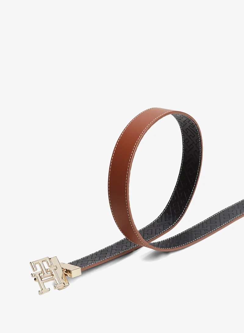 تومي هيلفيغر حزام جلد قابل للعكس بإبزيم بشعار